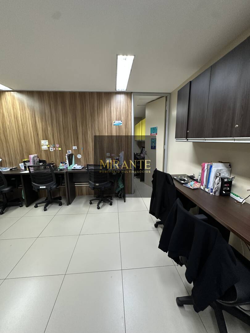 Sala-Conjunto, 521 m² - Foto 19